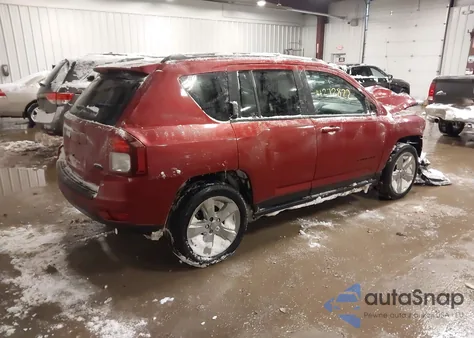 2016 Jeep Compass Latitude из США, поврежденный, VIN 1C4NJDEB2GD572713